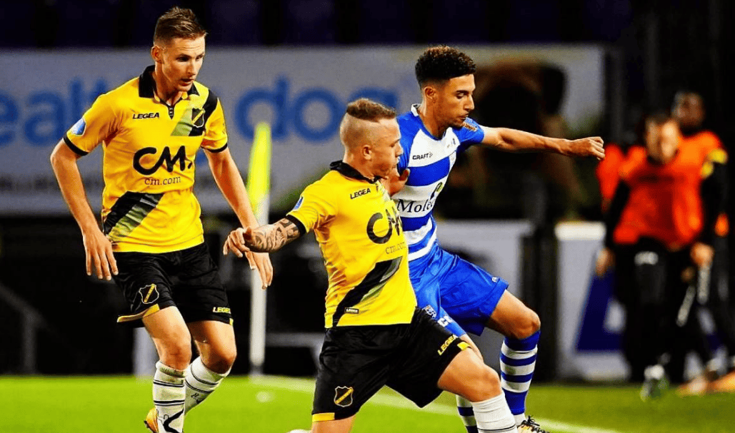 的猛烈批评 的猛烈批评