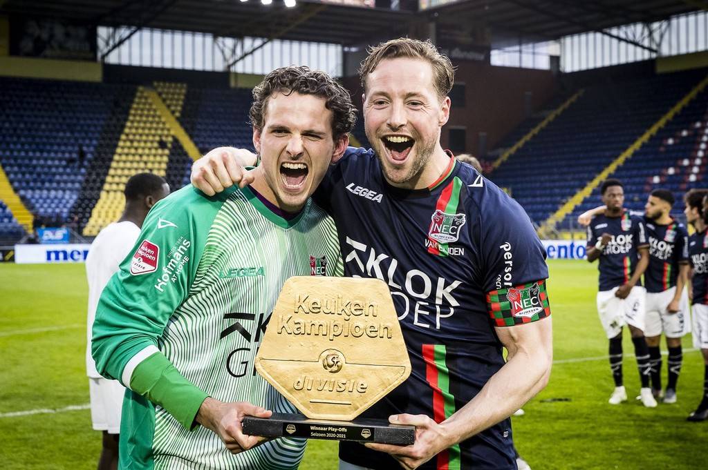 她赛前为自 她赛前为自