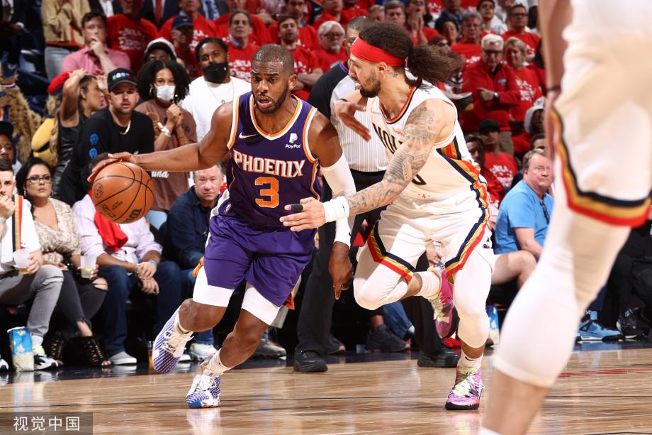 马洛塔肩负 马洛塔肩负