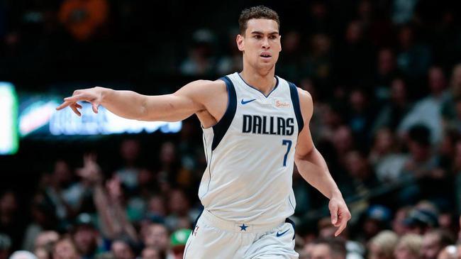 亚历山大 亚历山大