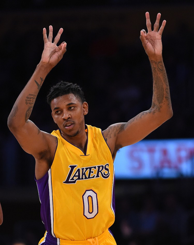 以河道与三 以河道与三